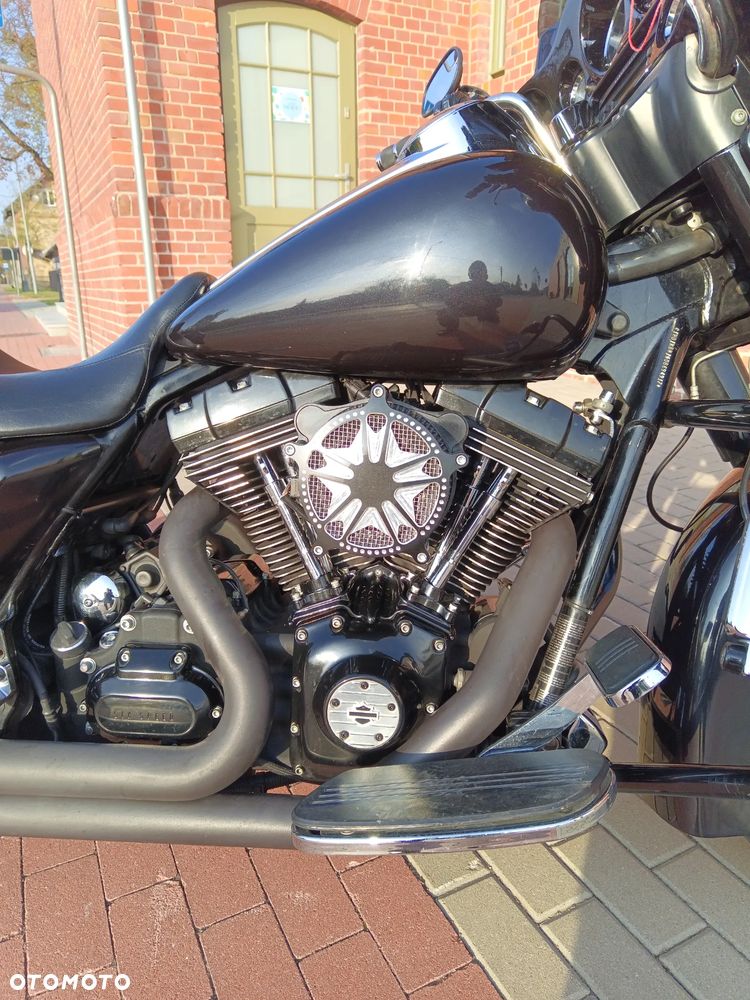 Harley-Davidson Touring Street Glide - 7