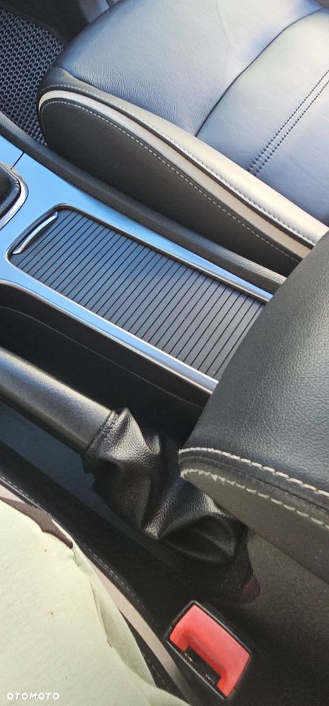 Ford Mondeo 2.0 TDCi Titanium - 35
