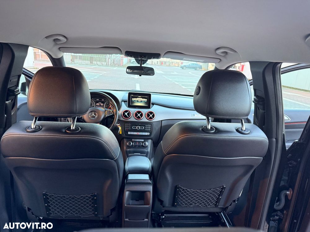 Mercedes-Benz B 180 - 20