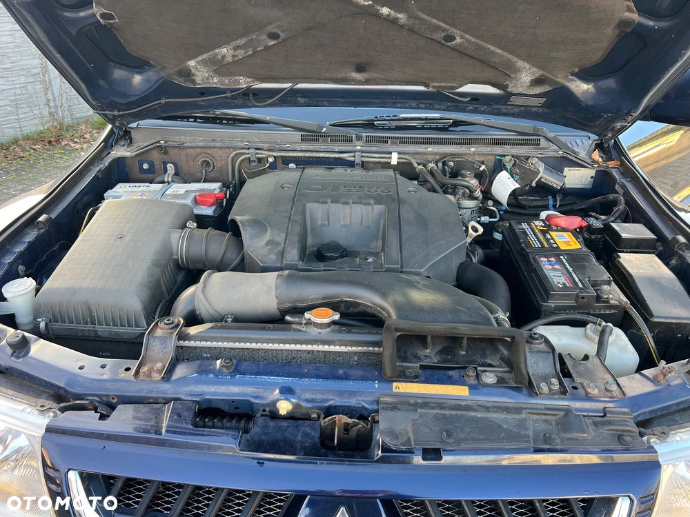 Mitsubishi Pajero 3.2 DI-D Automatik Liberty - 22