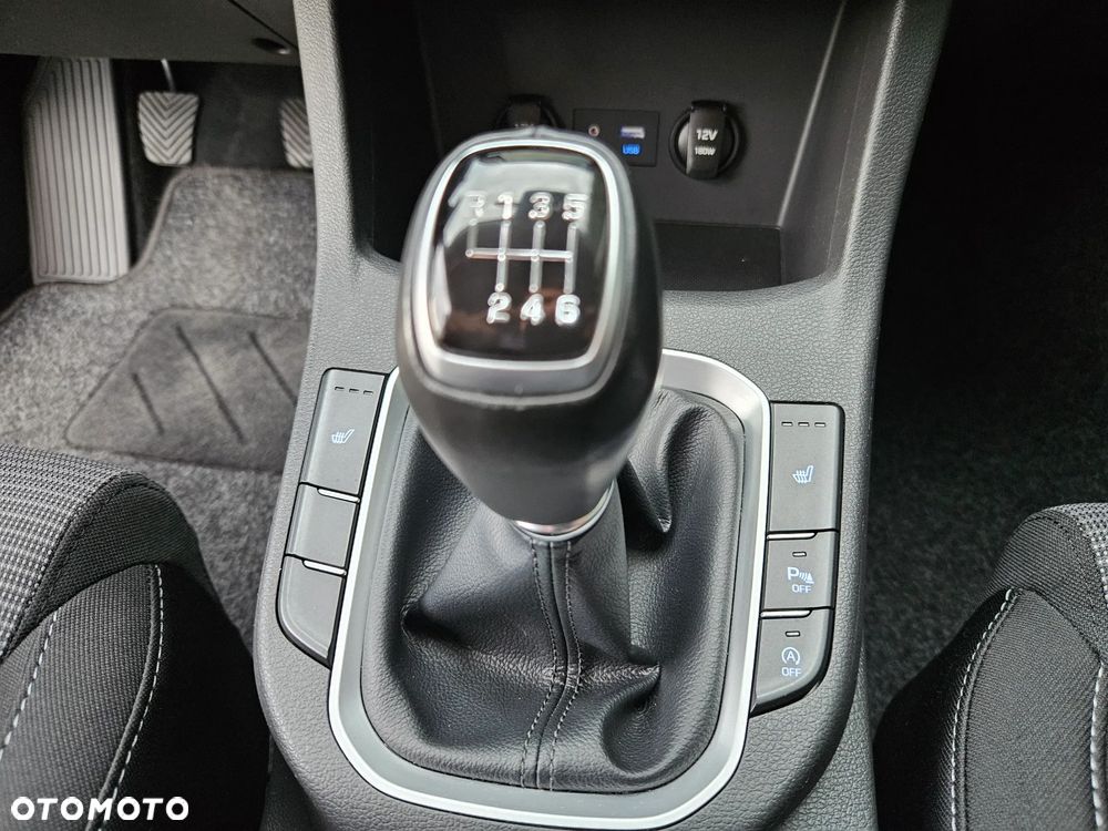 Hyundai i30 1.4 Style - 27