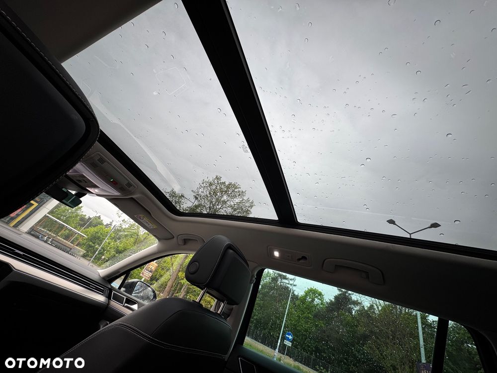 Volkswagen Passat 2.0 TDI Elegance DSG - 19