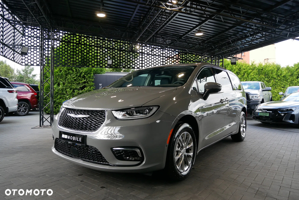 Chrysler Pacifica