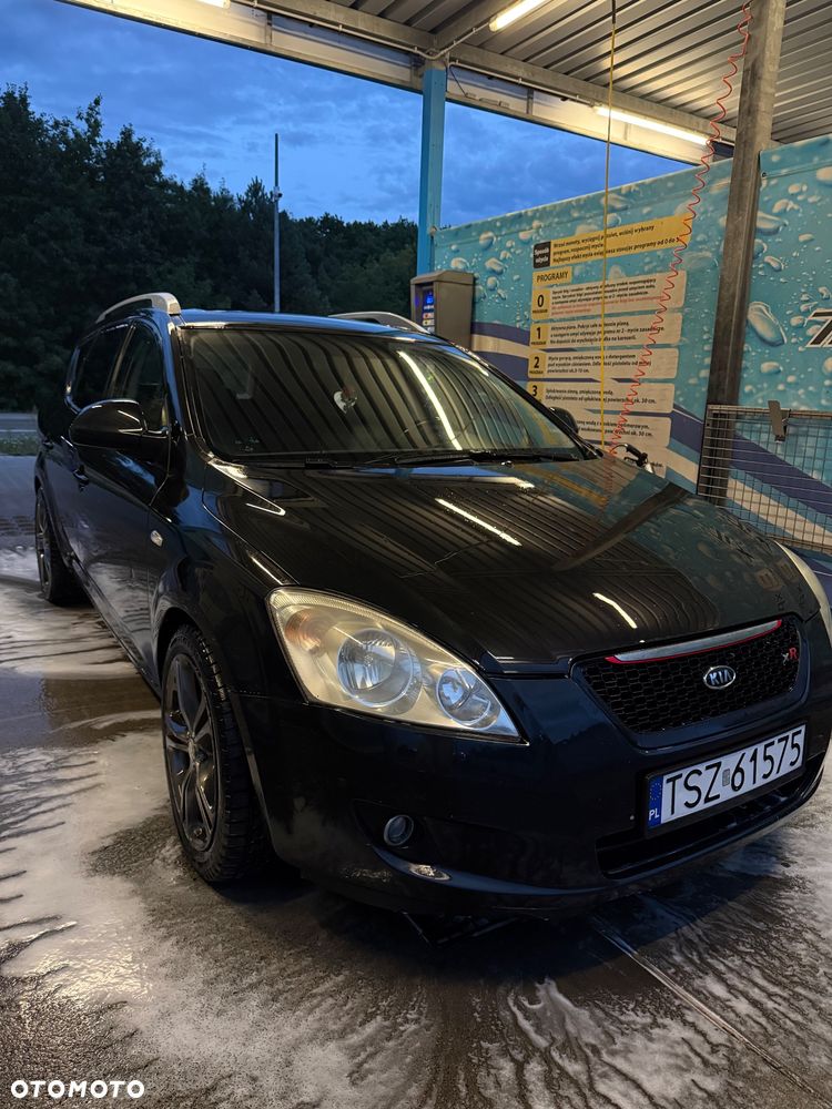 Kia Ceed 2.0 crdi Optimum + - 1