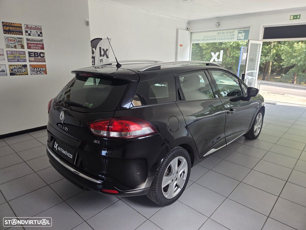 Renault Clio Sport Tourer (Energy) dCi 90 Bose Edition - 11