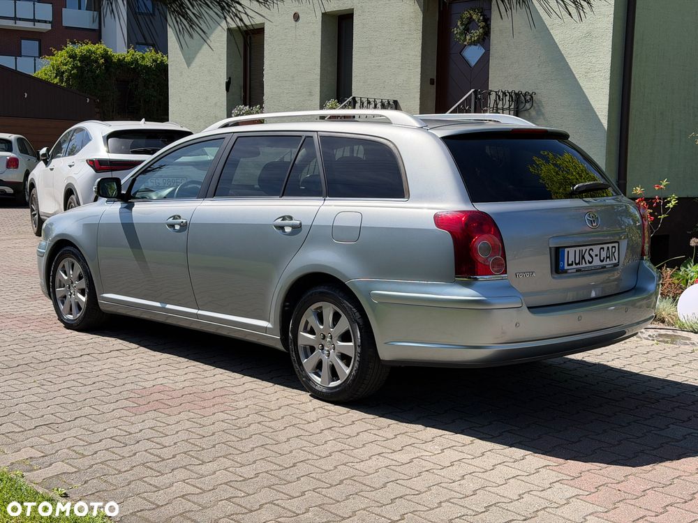 Toyota Avensis 1.8 VVT-i Edition - 38