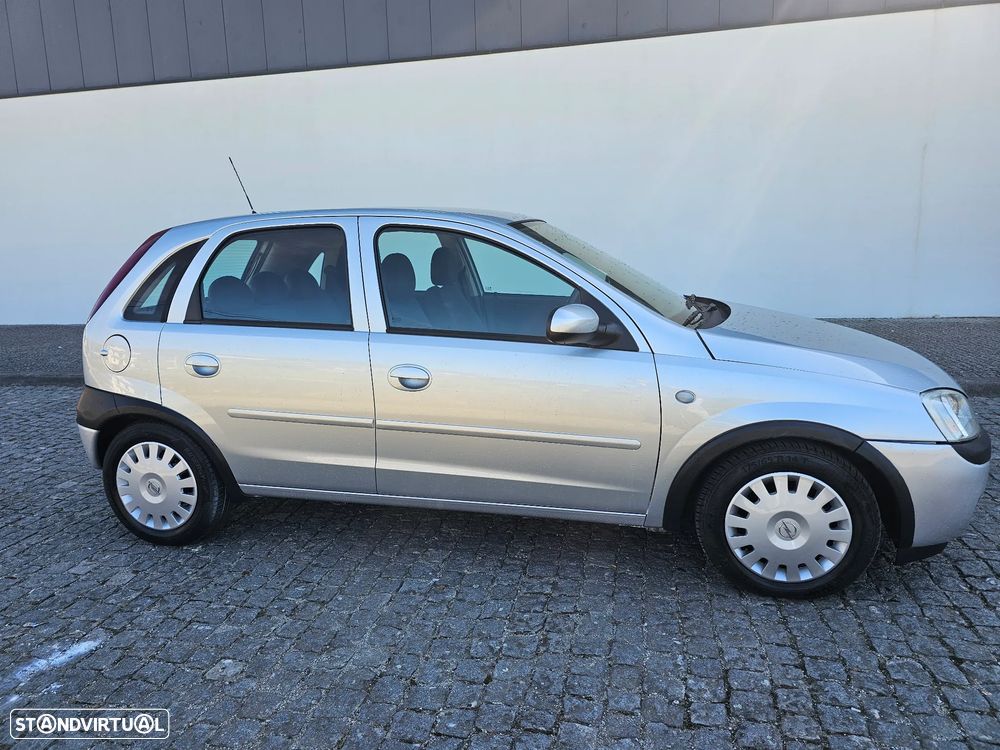 Opel Corsa 1.7 DTi 16V Confort - 5