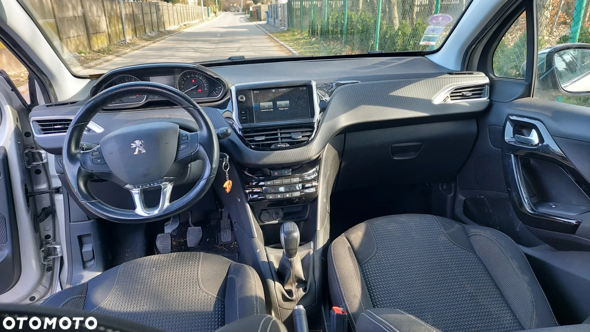 Peugeot 208 PureTech 82 Start & Stop Tech Edition - 9