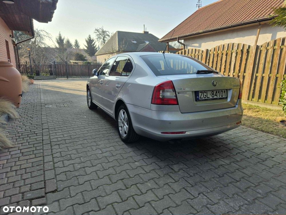 Skoda Octavia 1.9 TDI Ambiente - 9