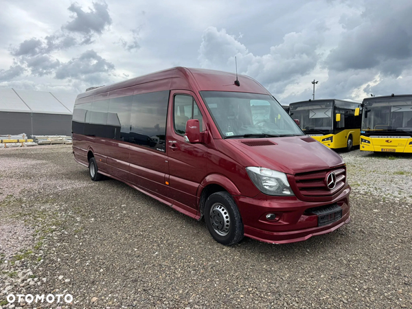 Mercedes-Benz Sprinter 519