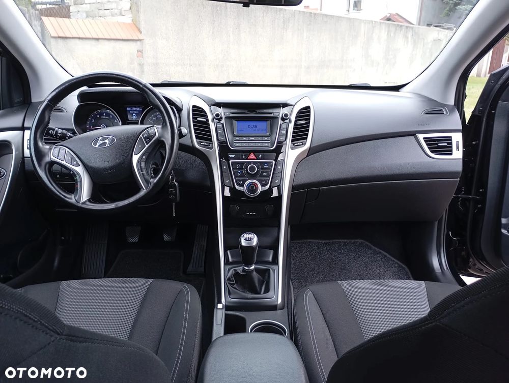 Hyundai i30 i30cw 1.4 Fifa World Cup Edition - 23