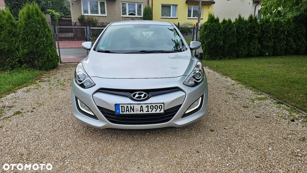 Hyundai i30 1.4 Trend - 20