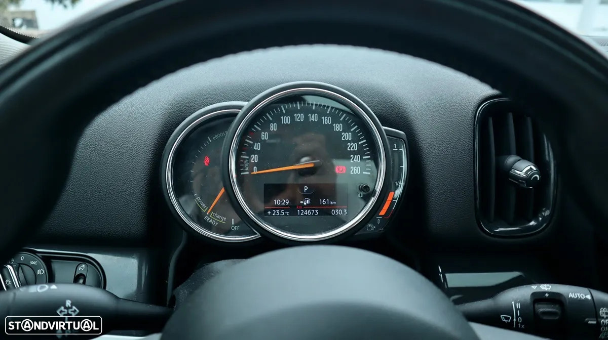 MINI Countryman Cooper SE ALL4 Auto - 33