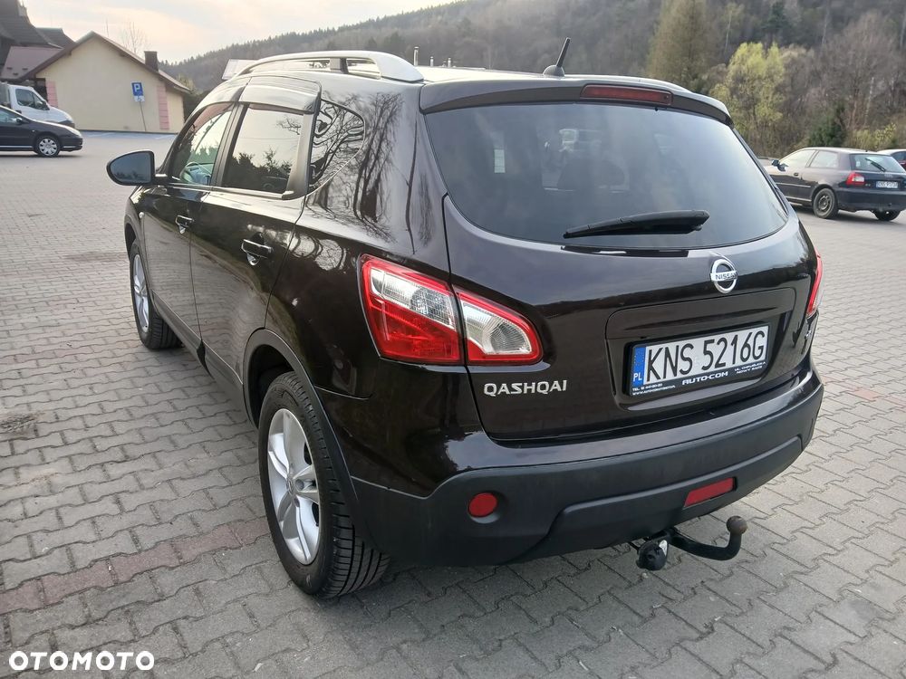 Nissan Qashqai 2.0 dCi 4 x 4 DPF tekna - 9