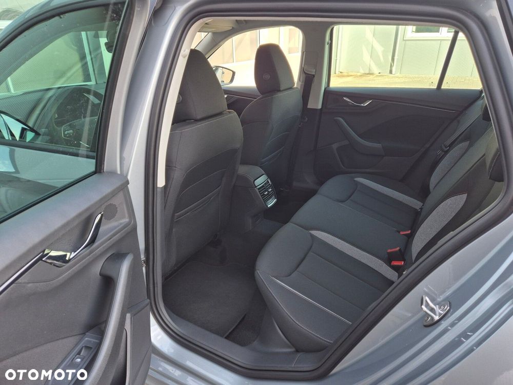 Skoda Kamiq 1.5 TSI Drive - 10