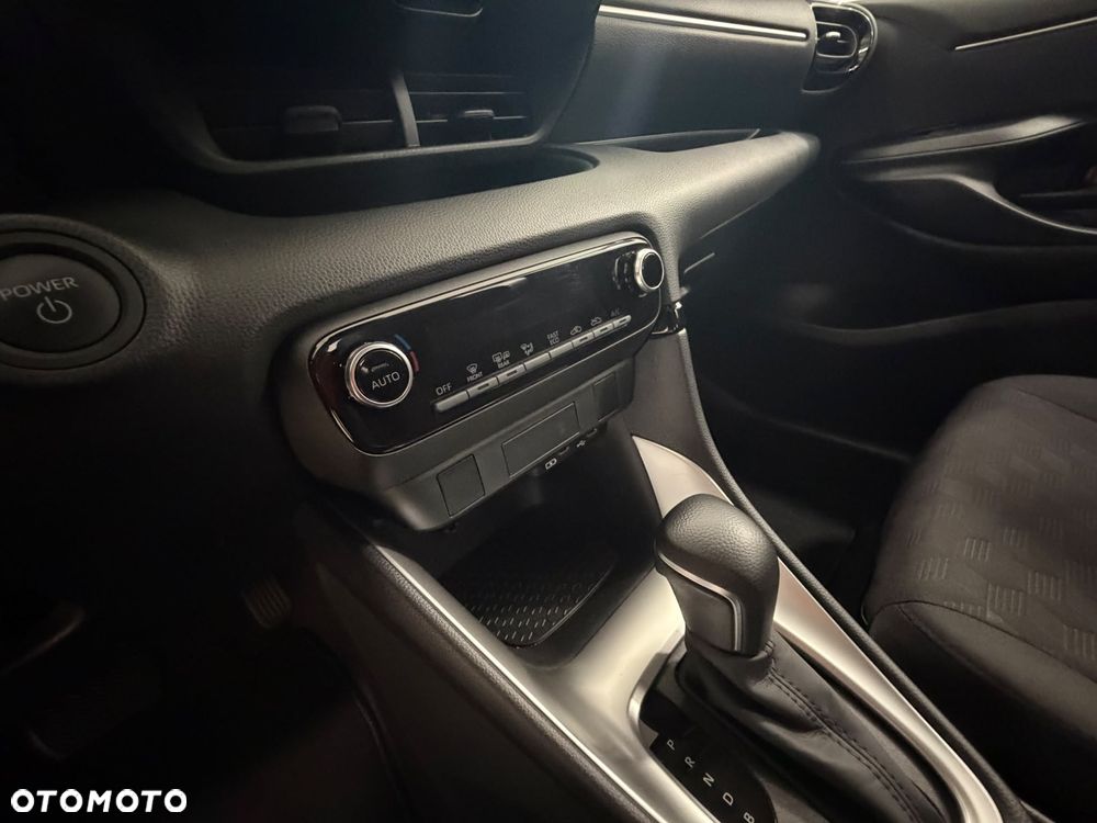 Toyota Yaris Hybrid 1.5 Comfort - 18