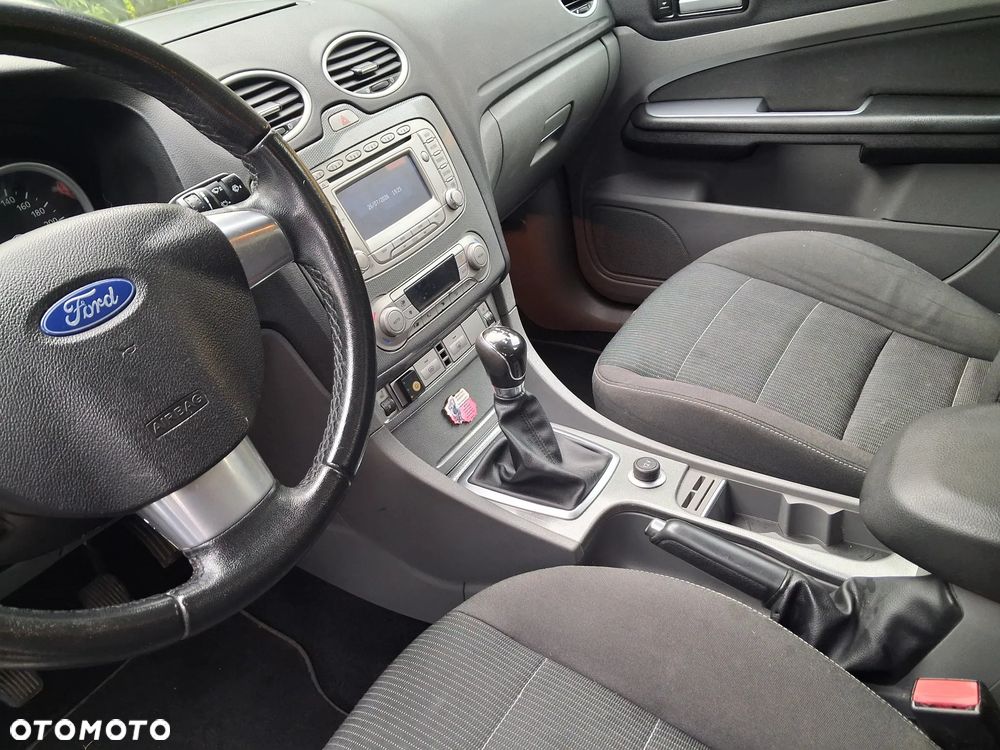 Ford Focus 1.8 FF Platinium X - 31