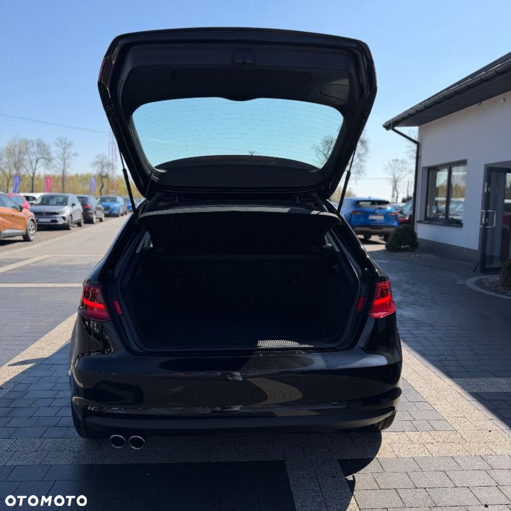 Audi A3 Sportback - 33