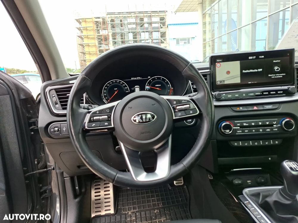 Kia XCeed 1.4 T-GDI 6MT City - 9
