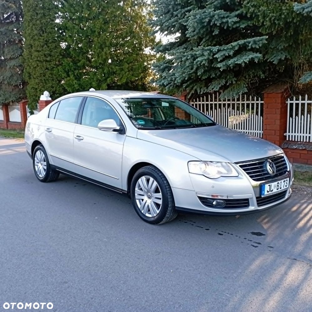 Volkswagen Passat 1.8 TSI Comfortline - 4