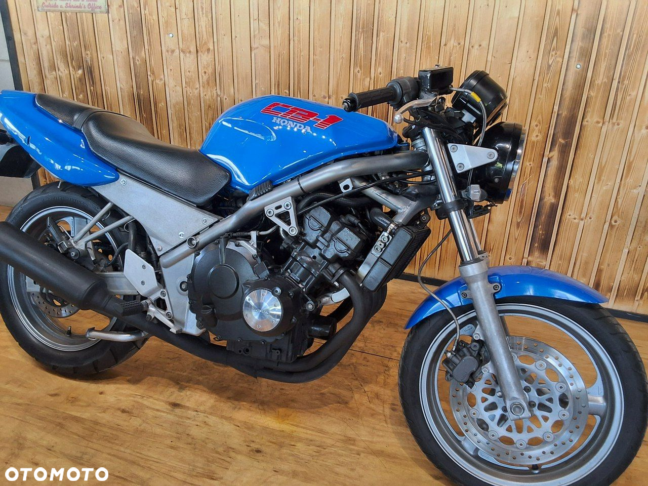Honda CB - 3