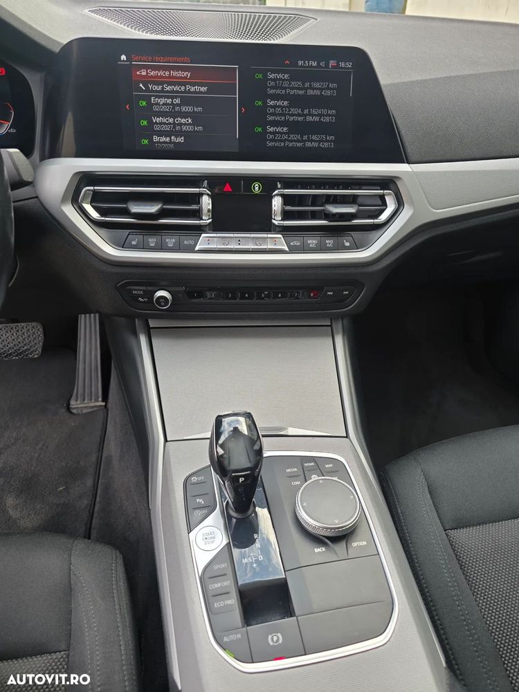 BMW Seria 3 320d xDrive AT MHEV - 14