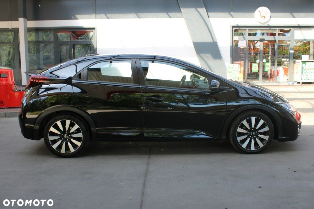 Honda Civic 1.8 Sport (Honda Connect+) - 4