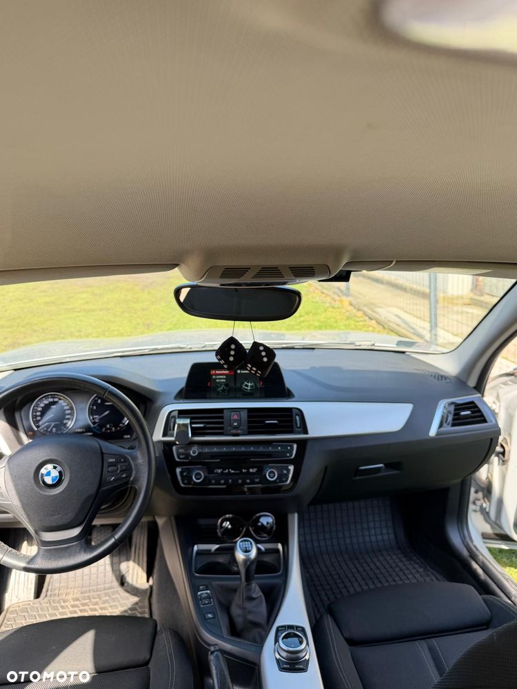 BMW Seria 1 116i - 16