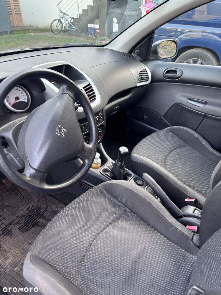 Peugeot 206 plus 1.4 Presence - 4