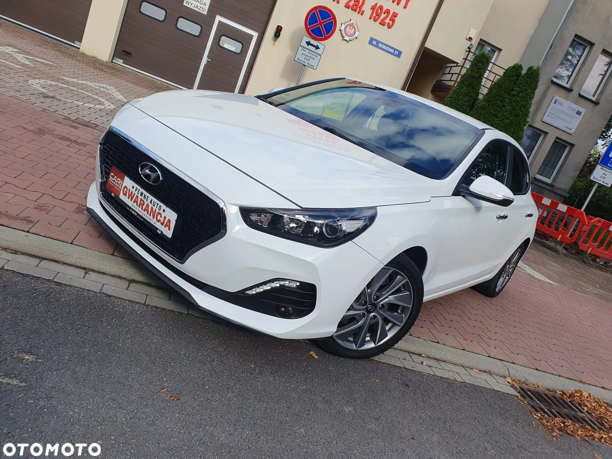 Hyundai i30 1.4 T-GDI Fastback Style - 24