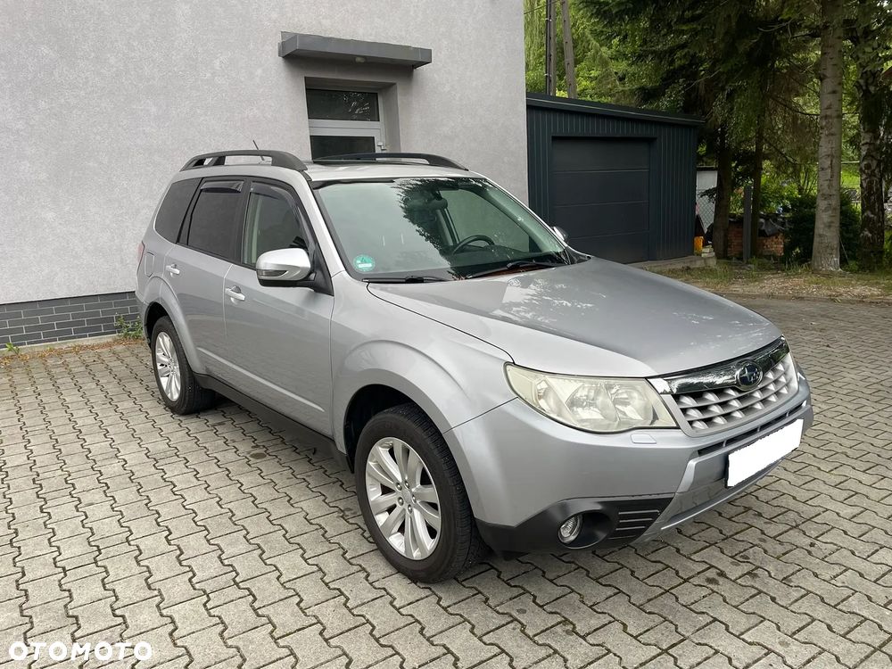 Subaru Forester 2.0X Exclusive - 1
