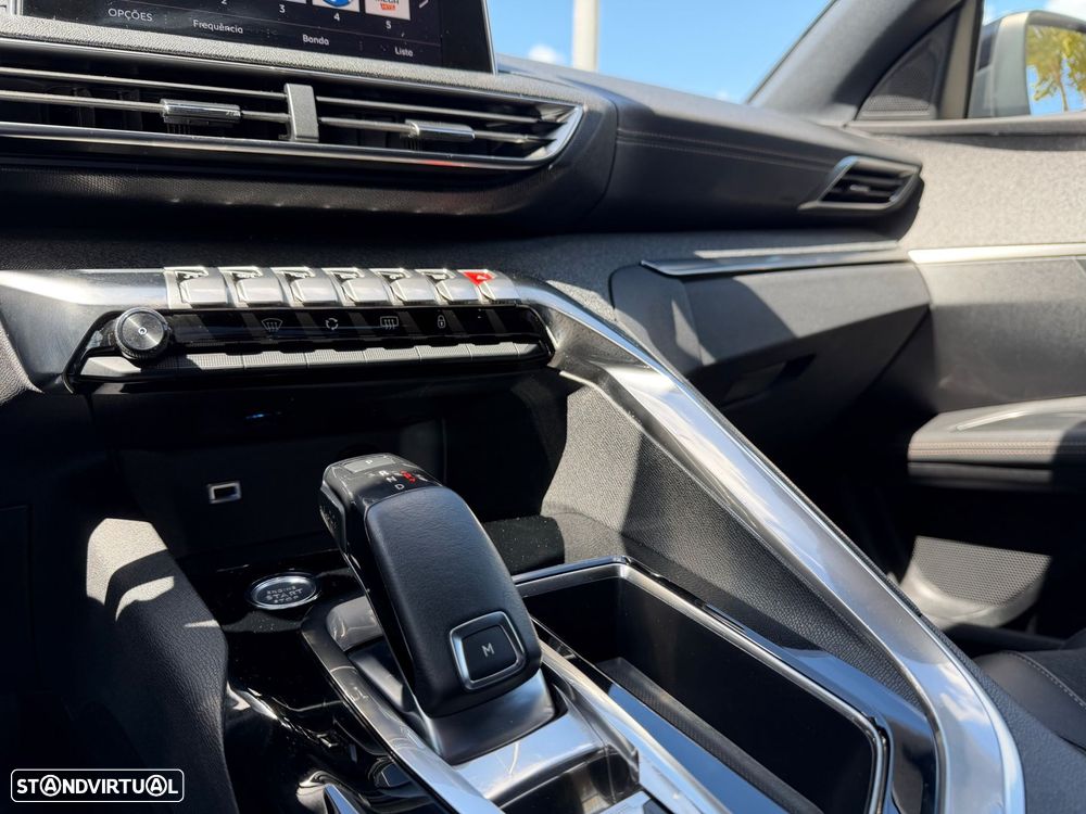 Peugeot 3008 1.5 BlueHDi GT Line EAT8 - 17