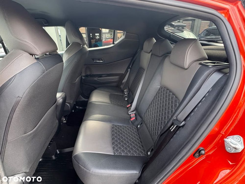 Toyota C-HR 2.0 Orange Edition - 28