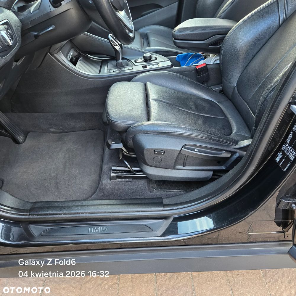 BMW X1 sDrive20i Advantage - 24