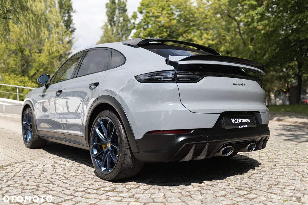 Porsche Cayenne Turbo GT - 17