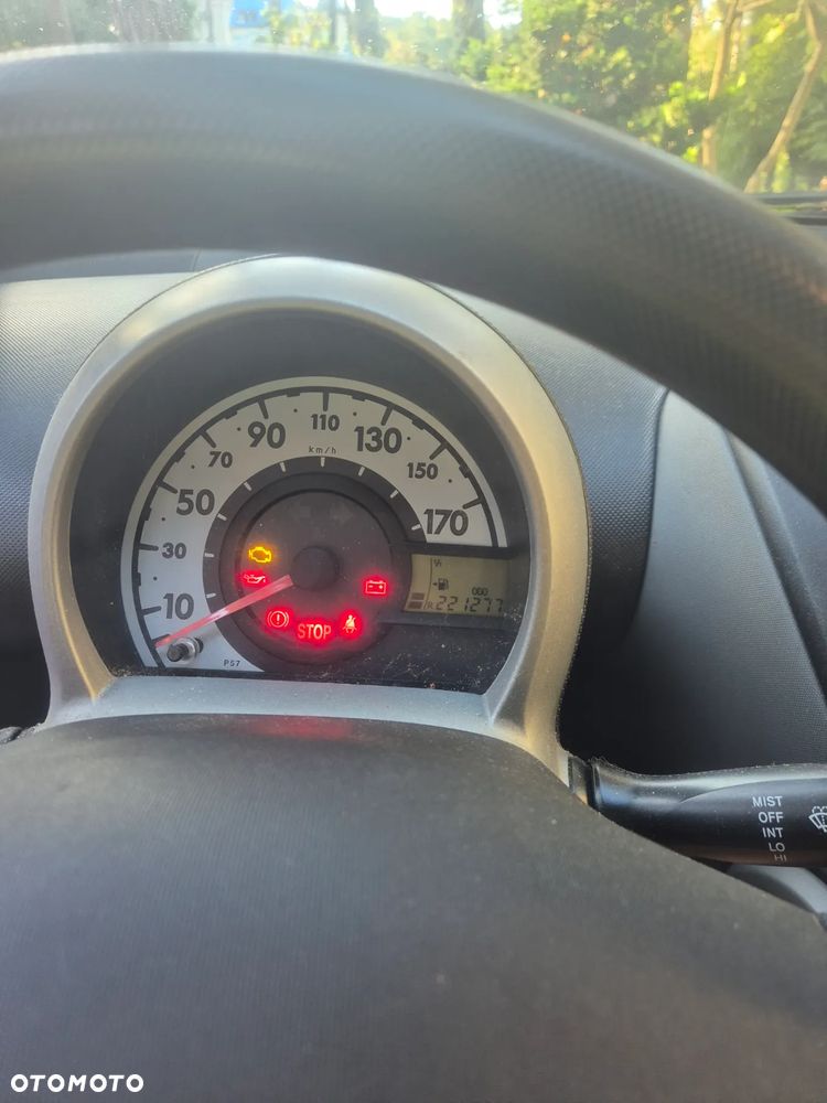 Peugeot 107 1.0 Happy - 7