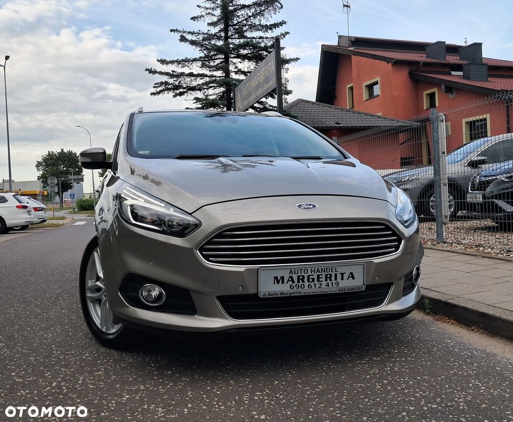 Ford S-Max - 39