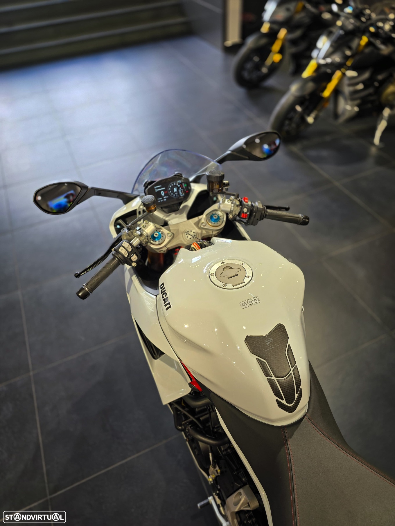 Ducati Supersport 950 - 2