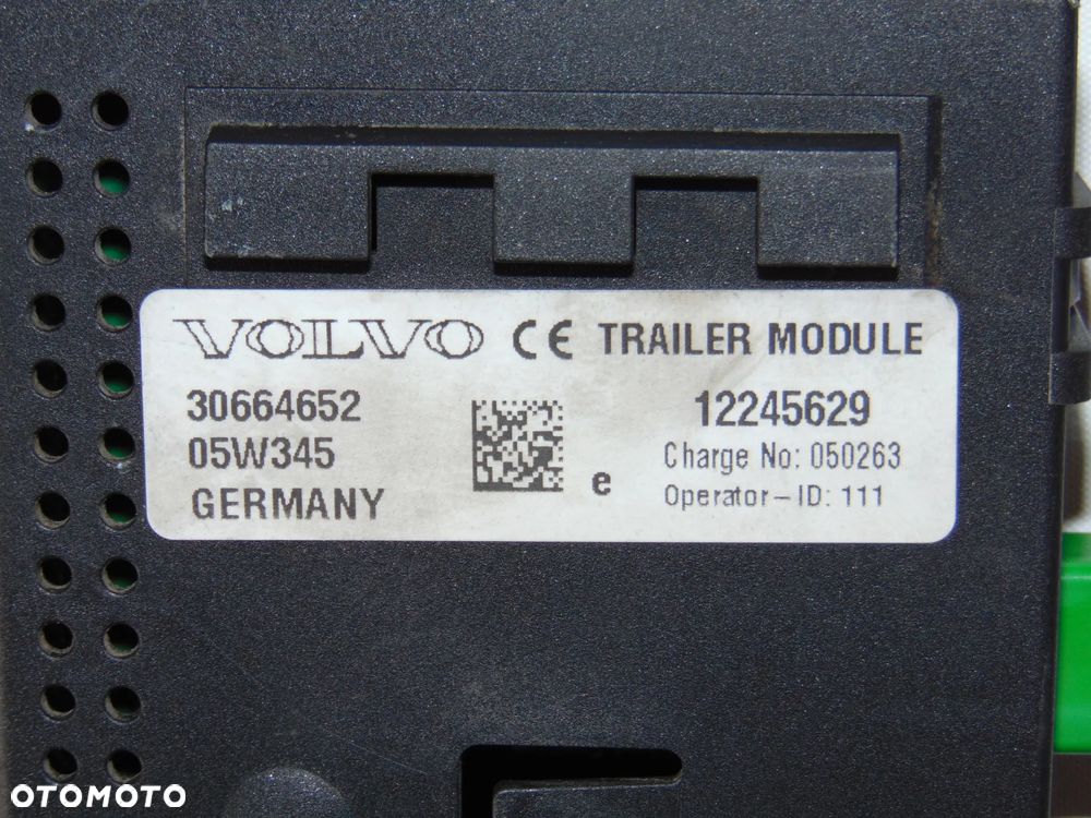 Moduł przekaźnik sterownik świateł haka holowniczego przyczepy 30664652 12245629 Volvo XC90 V70 II S60 - 2