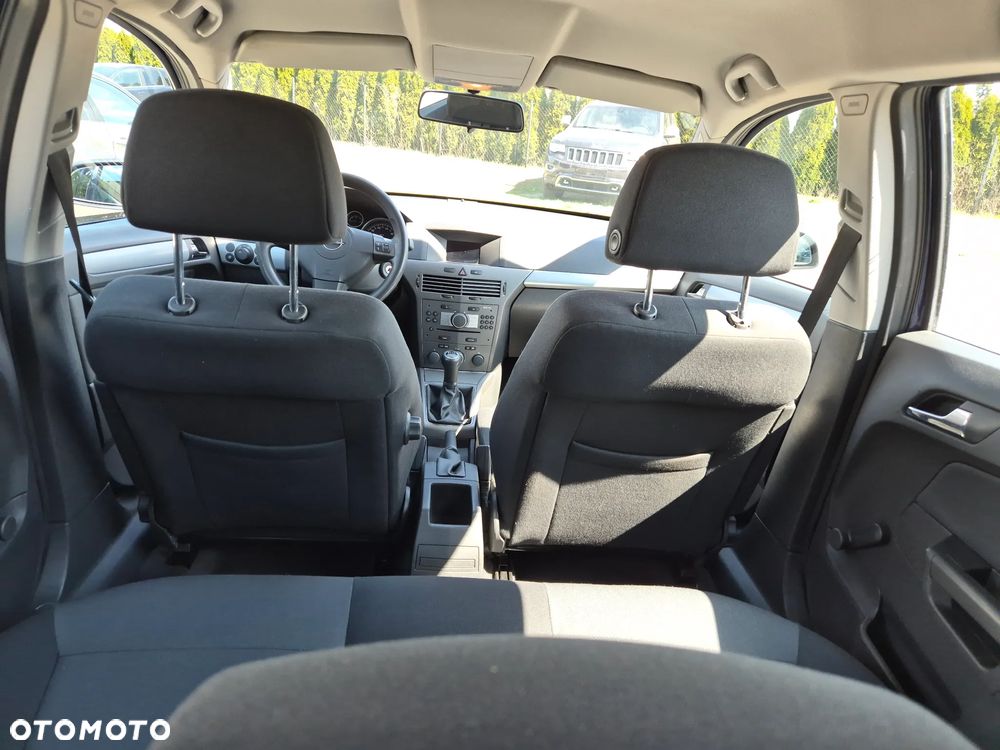 Opel Astra 1.6 Edition Plus - 20