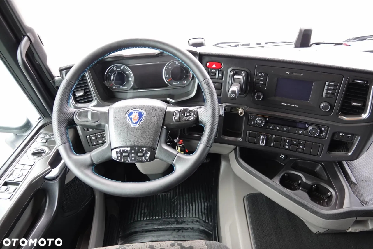 Scania R 410 / LNG / RETARDER / PRZÓD NA PODUSZKACH / 2020 ROK - 29