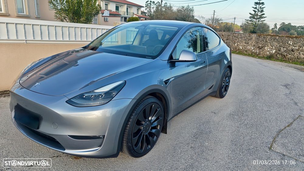 Tesla Model Y Performance Tração Integral - 3