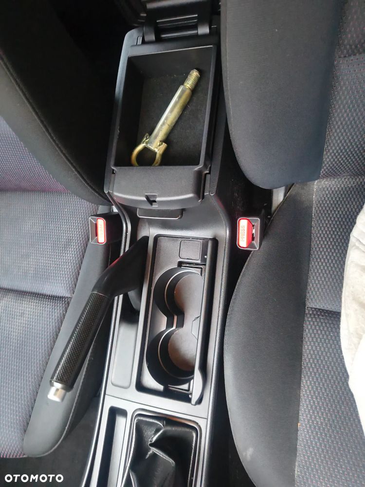 Mazda 3 - 13