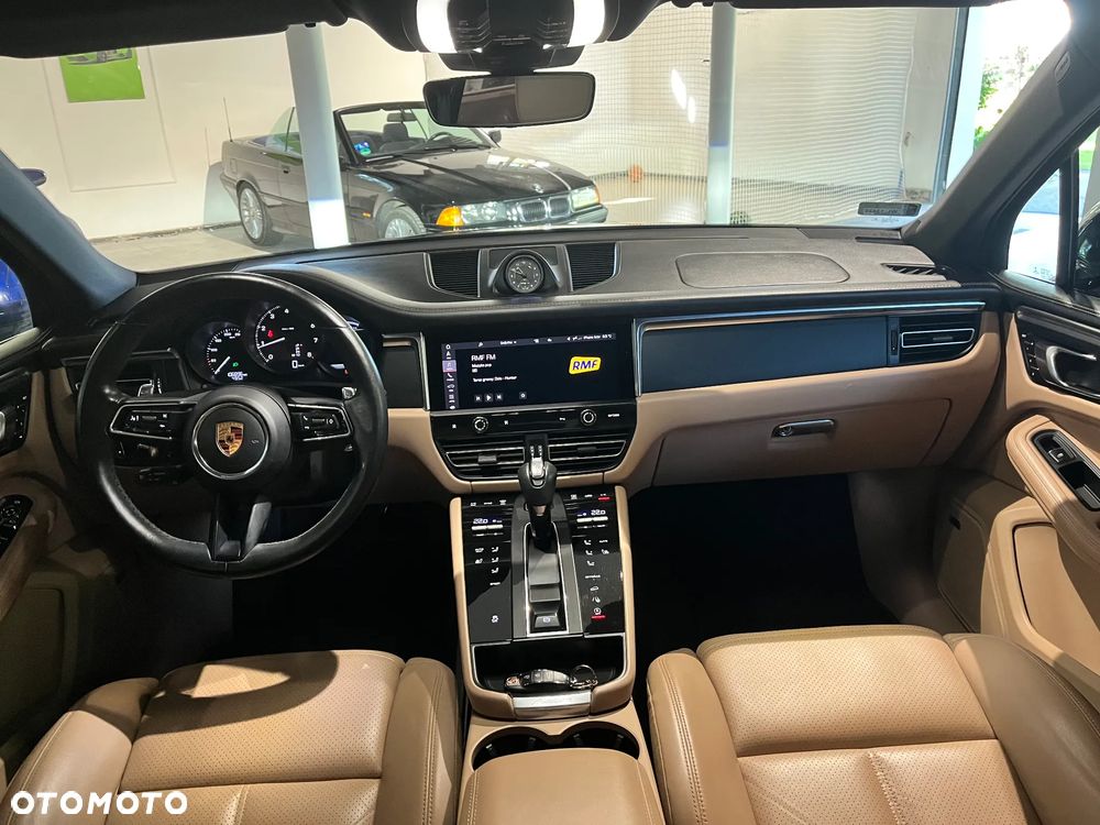 Porsche Macan Standard - 34