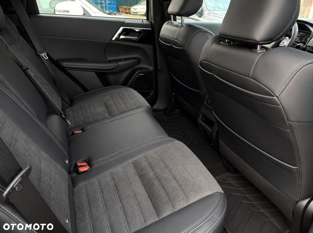 Mitsubishi Outlander - 6