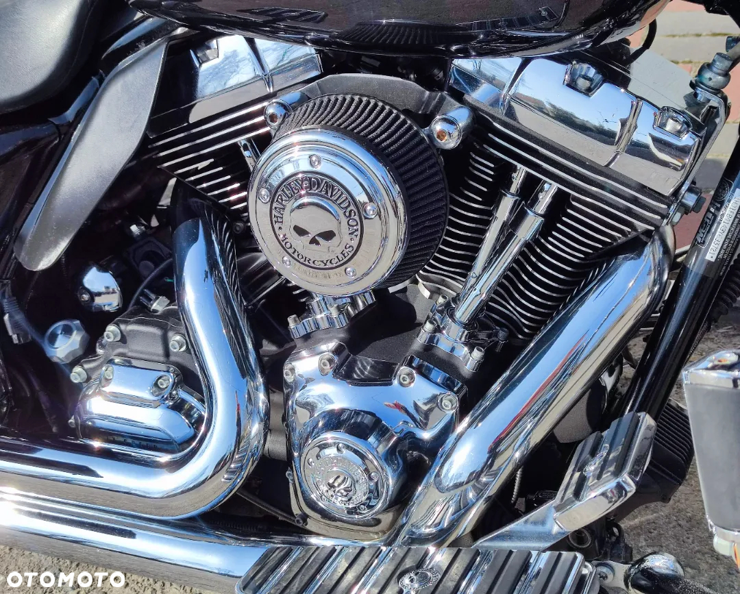 Harley-Davidson Touring Road King - 16