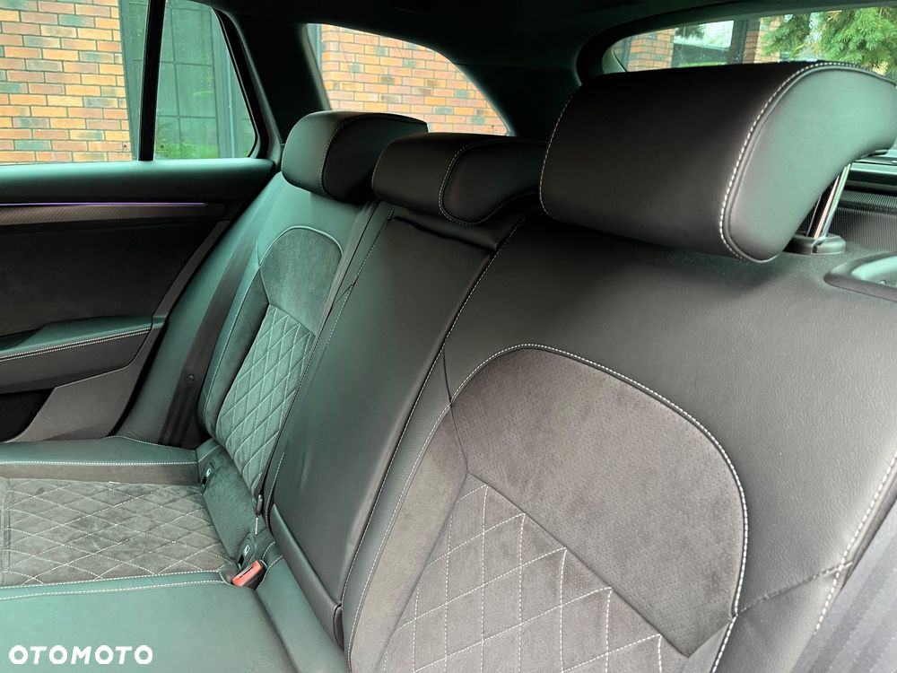 Skoda Superb 2.0 TDI 4x4 Sportline DSG - 24