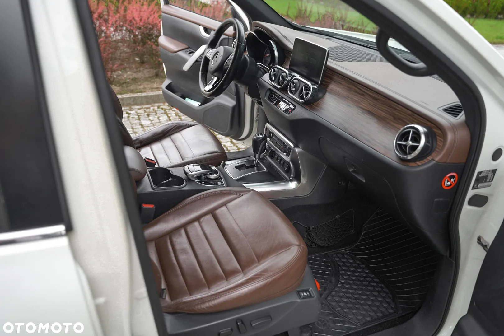 Mercedes-Benz Klasa X 250 d 4-Matic Power - 9