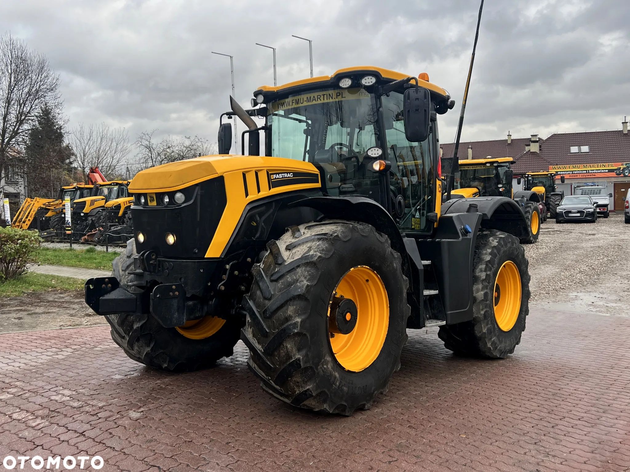 JCB FASTRAC 4220 - 1