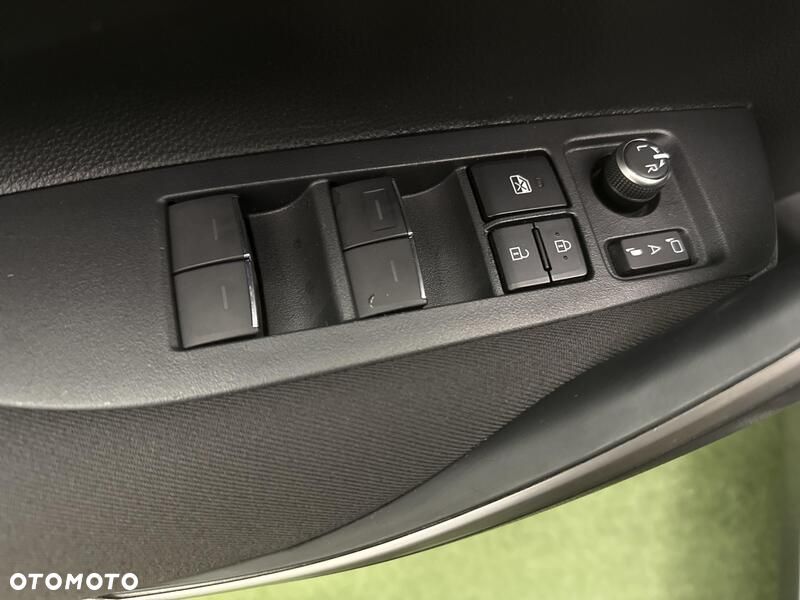 Toyota Corolla 1.8 Hybrid GPF Comfort - 13